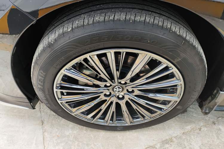 Used Toyota SIENNA 2021 2.5L Hybrid Premium Edition Exterior 4