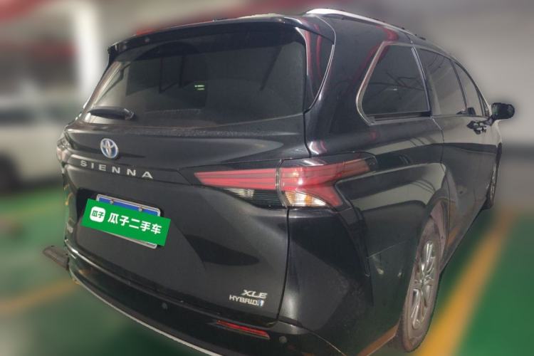 Used Toyota SIENNA 2021 2.5L Hybrid Luxury Edition Exterior 4