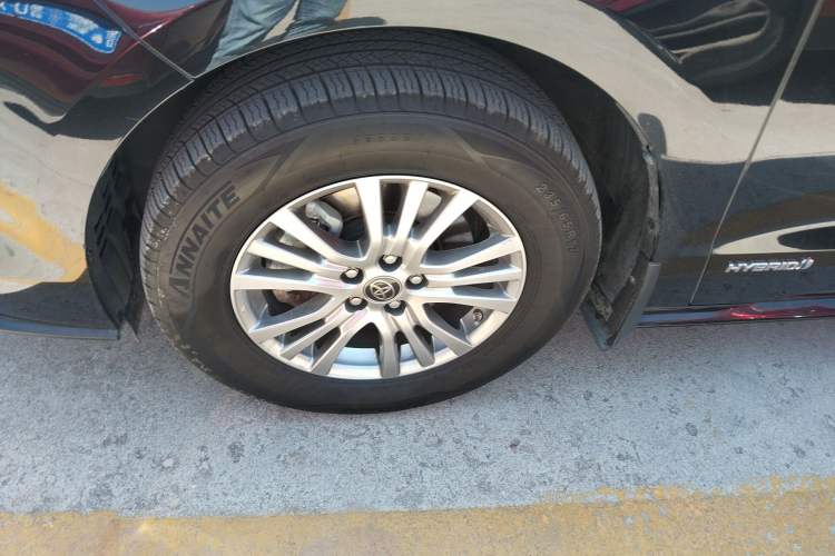 Used Toyota SIENNA 2021 2.5L Hybrid Premium Edition Exterior 4