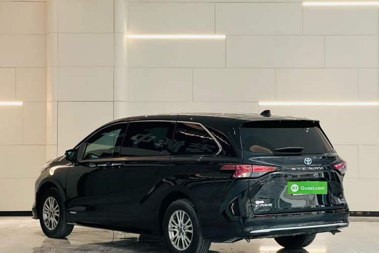 Used Toyota SIENNA 2021 2.5L Hybrid Luxury Edition Exterior 5