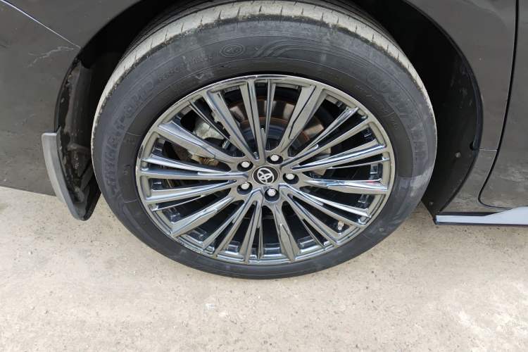 Used Toyota SIENNA 2021 2.5L Hybrid Premium Edition Exterior 5