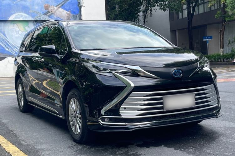 Used Toyota SIENNA 2021 2.5L Hybrid Comfort Edition Exterior 5