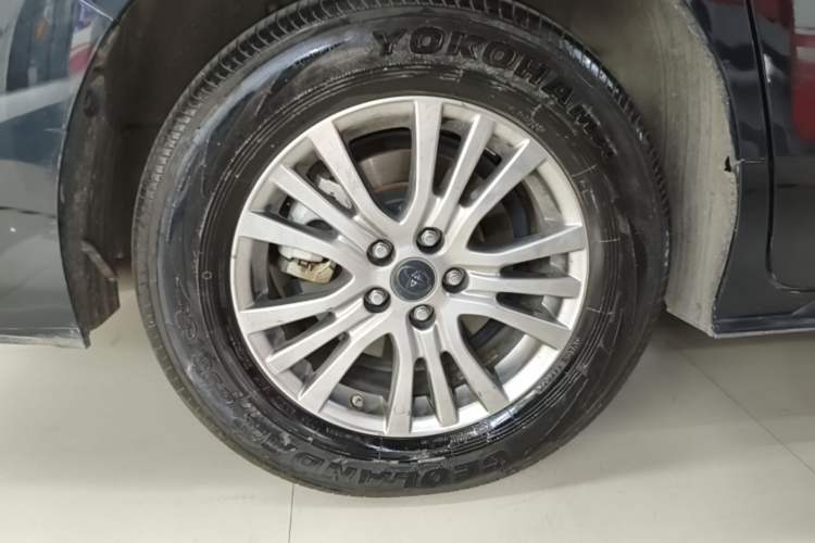 Used Toyota SIENNA 2021 2.5L Hybrid Comfort Edition Exterior 5