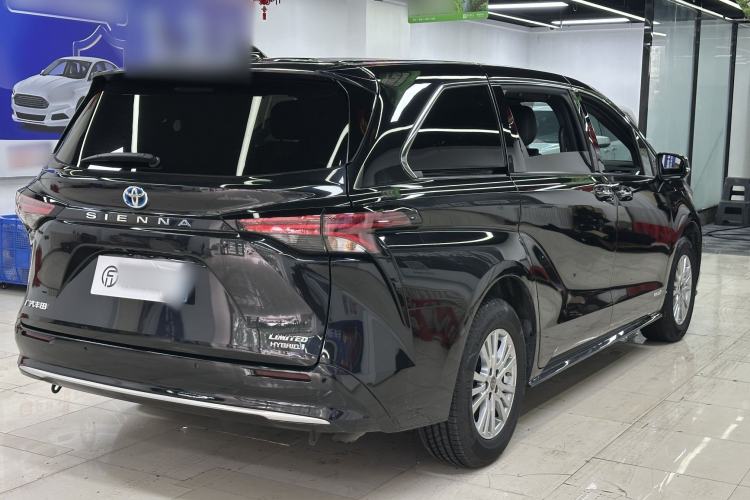 Used Toyota SIENNA 2021 2.5L Hybrid Premium Edition Exterior 5