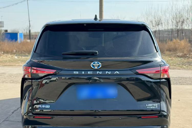 Used Toyota SIENNA 2021 2.5L Hybrid Premium Edition Exterior 6