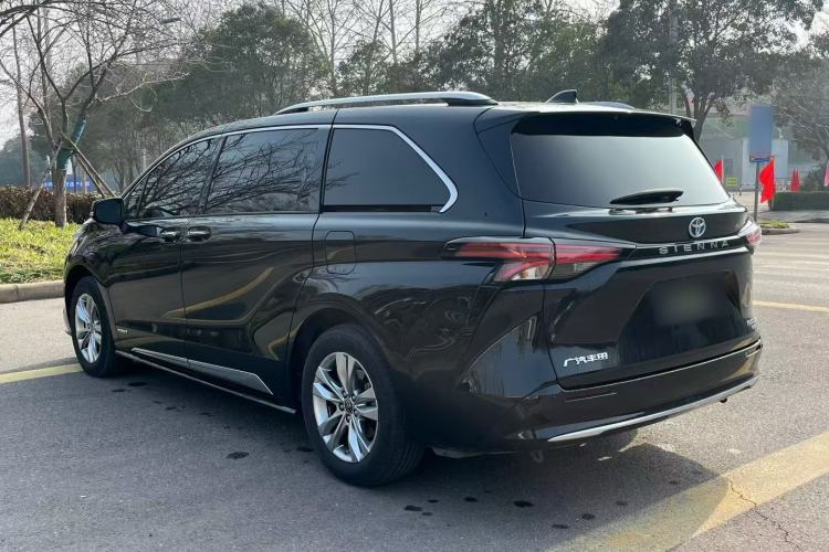 Used Toyota SIENNA 2021 2.5L Hybrid Platinum Edition Exterior 6