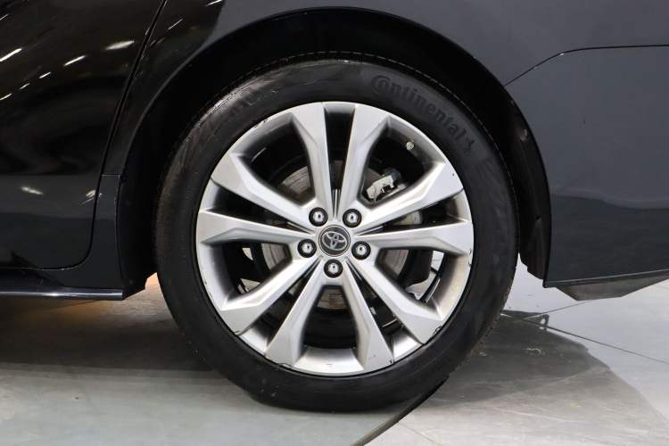 Used Toyota SIENNA 2021 2.5L Hybrid Premium Edition Exterior 6