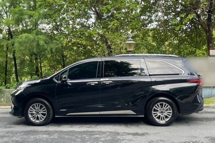 Used Toyota SIENNA 2021 2.5L Hybrid Comfort Edition Exterior 6