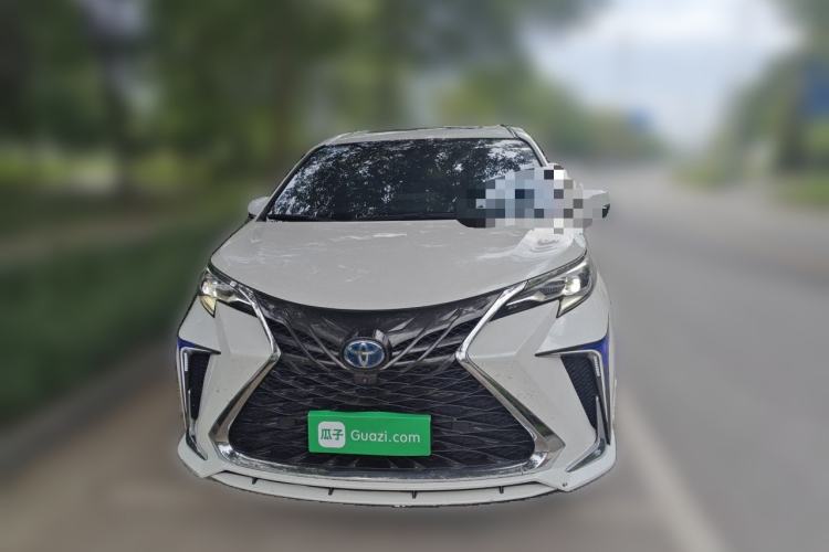 Used Toyota SIENNA 2021 2.5L Hybrid Comfort Edition Front
