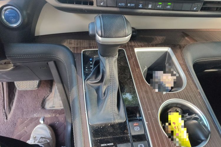 Used Toyota SIENNA 2021 2.5L Hybrid Luxury Edition Gear Lever