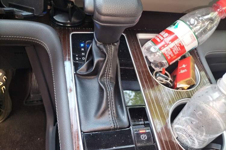 Used Toyota SIENNA 2021 2.5L Hybrid Comfort Edition Gear Lever