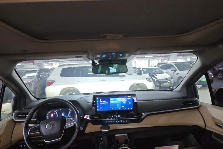 Used Toyota SIENNA 2021 2.5L Hybrid Ultimate Edition Headliner