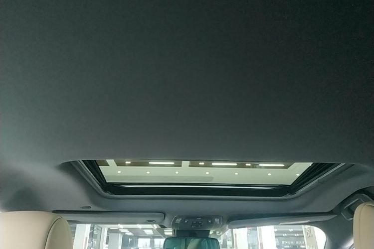 Used Toyota SIENNA 2021 2.5L Hybrid Luxury Edition Headliner