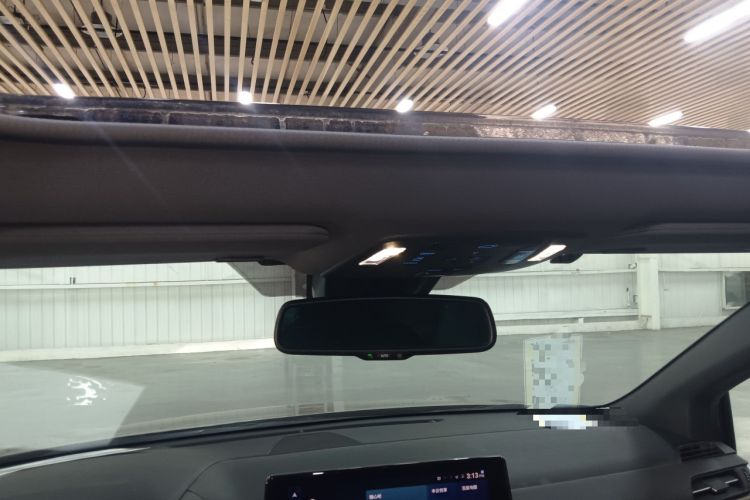 Used Toyota SIENNA 2021 2.5L Hybrid Premium Edition Headliner