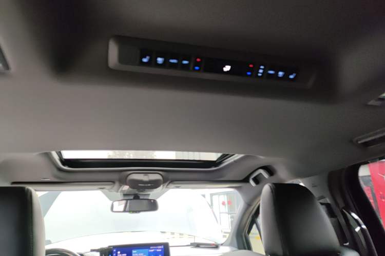Used Toyota SIENNA 2021 2.5L Hybrid Premium Edition Headliner
