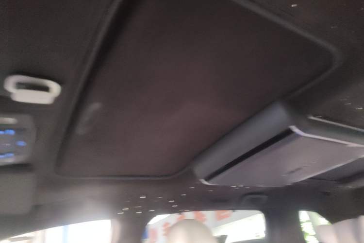 Used Toyota SIENNA 2021 2.5L Hybrid Ultimate Edition Headliner