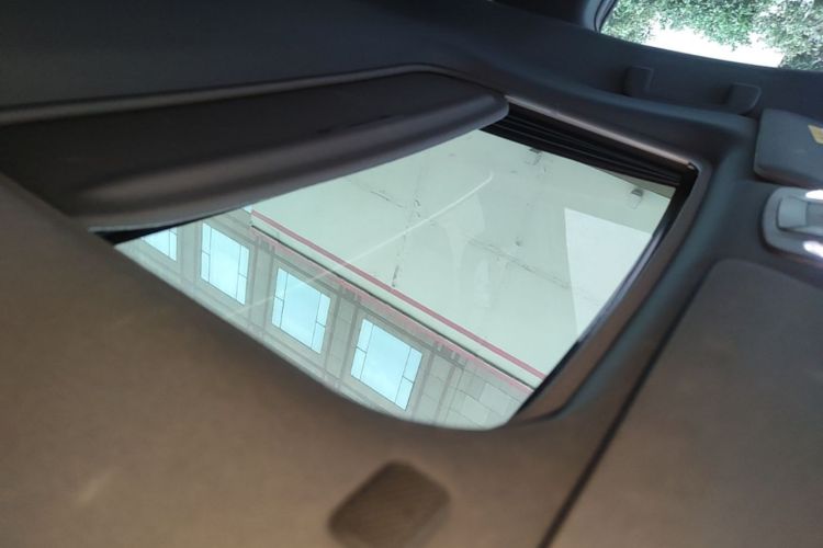 Used Toyota SIENNA 2021 2.5L Hybrid Premium Edition Headliner