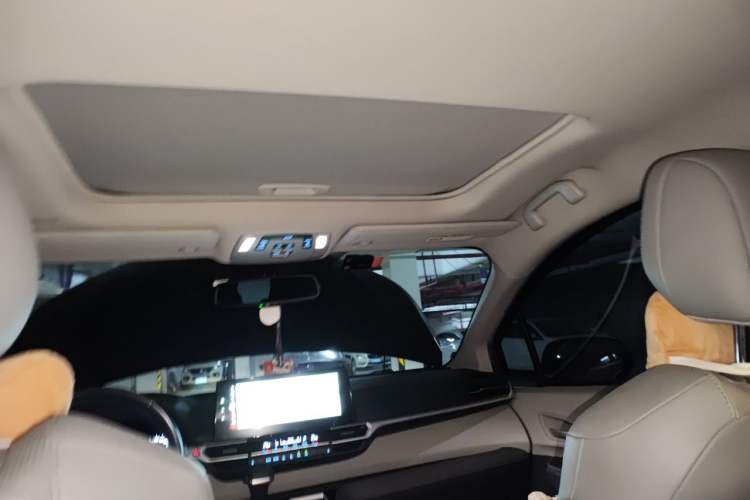 Used Toyota SIENNA 2021 2.5L Hybrid Luxury Edition Headliner