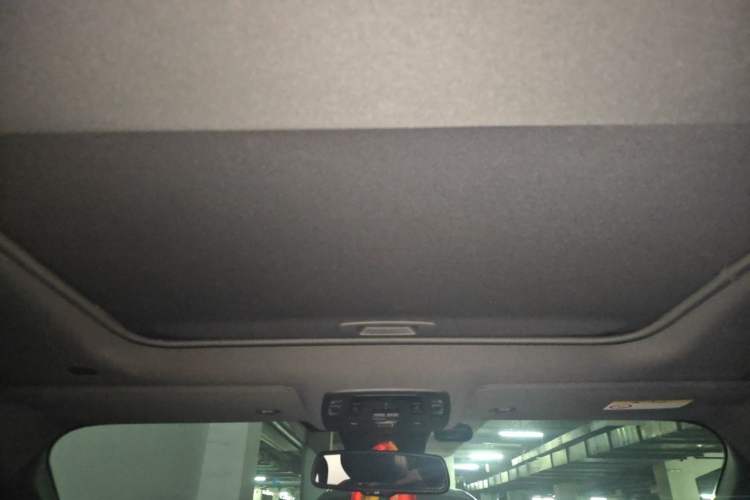 Used Toyota SIENNA 2021 2.5L Hybrid Premium Edition Headliner