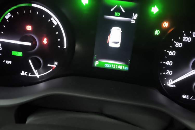 Used Toyota SIENNA 2021 2.5L Hybrid Luxury Edition Instrument Cluster