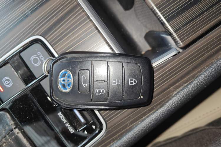 Used Toyota SIENNA 2021 2.5L Hybrid Ultimate Edition Interior 1