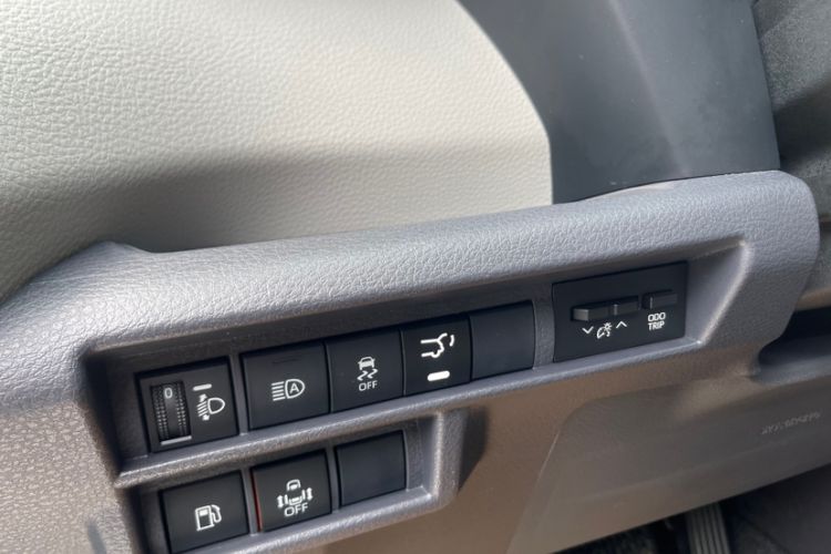 Used Toyota SIENNA 2021 2.5L Hybrid Comfort Edition Interior 1