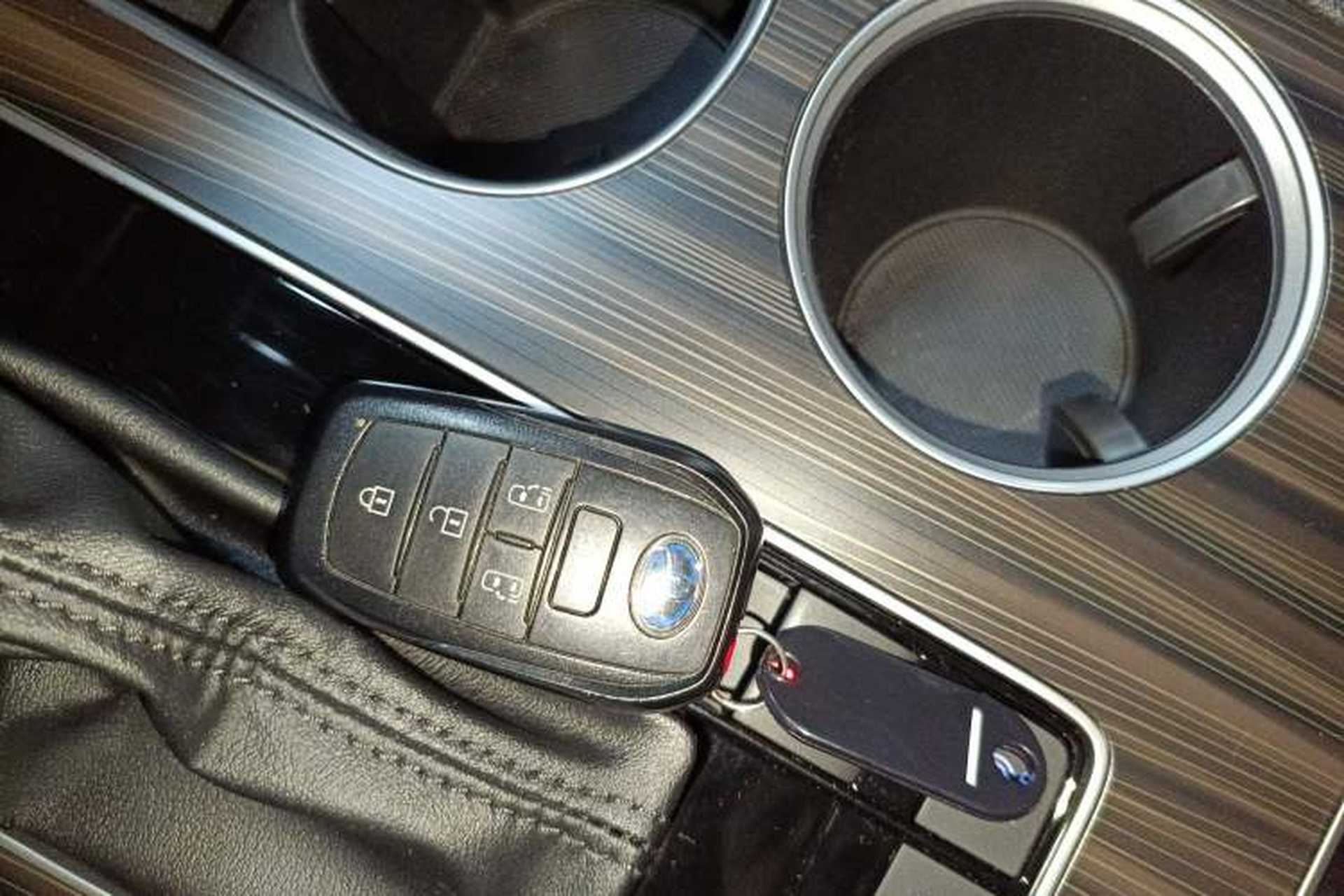 Used Toyota SIENNA 2021 2.5L Hybrid Ultimate Edition Interior 1