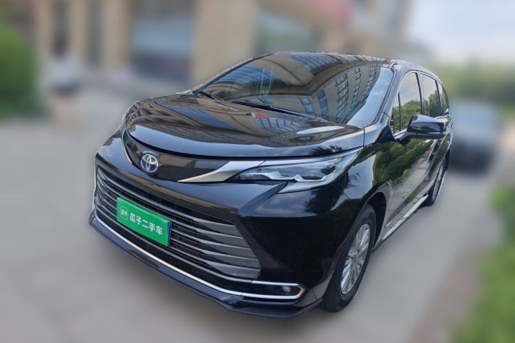 Used Toyota SIENNA 2021 2.5L Hybrid Premium Edition Guazi used car, China used car export, Used car for sale, Used  cars, Cheapest cars for sale