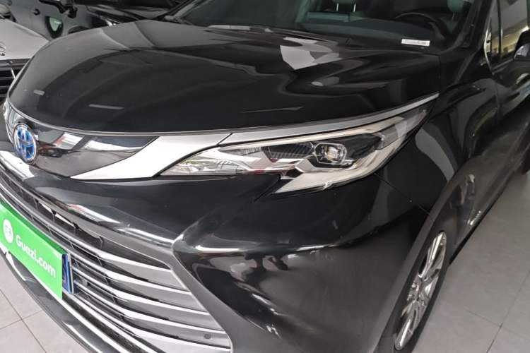 Used Toyota SIENNA 2021 2.5L Hybrid Luxury Edition Left Front Headlight