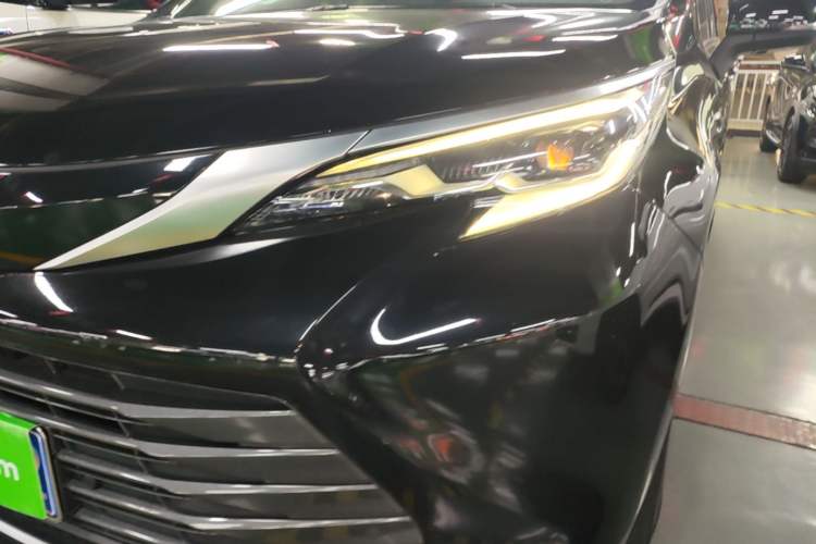Used Toyota SIENNA 2021 2.5L Hybrid Ultimate Edition Left Front Headlight