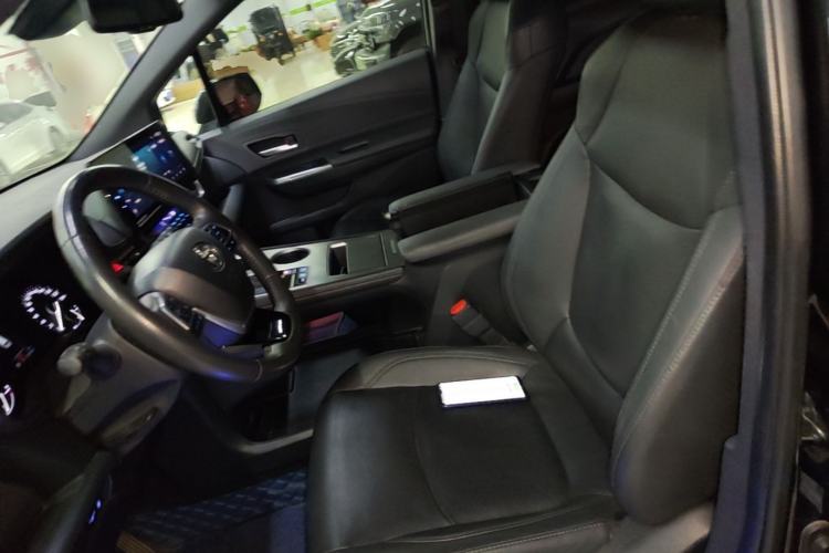 Used Toyota SIENNA 2021 2.5L Hybrid Premium Edition Left Front Seat