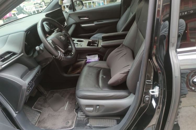 Used Toyota SIENNA 2021 2.5L Hybrid Premium Edition Left Front Seat