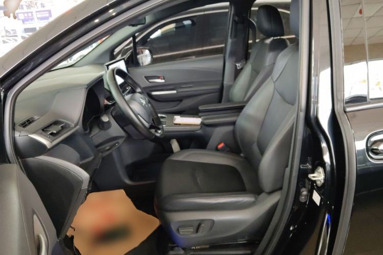 Used Toyota SIENNA 2021 2.5L Hybrid Premium Edition Left Front Seat