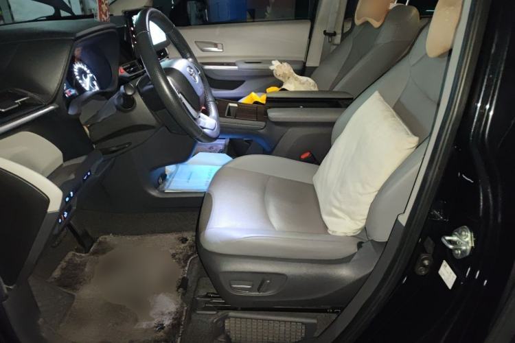 Used Toyota SIENNA 2021 2.5L Hybrid Luxury Edition Left Front Seat