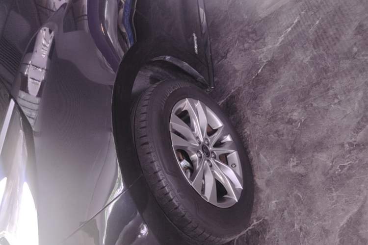 Used Toyota SIENNA 2021 2.5L Hybrid Ultimate Edition Left Front Wheel Hub