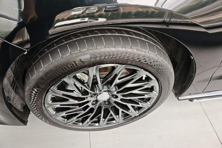 Used Toyota SIENNA 2021 2.5L Hybrid Comfort Edition Left Front Wheel Hub