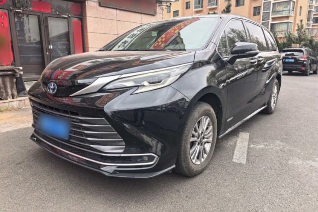 Used Toyota SIENNA 2021 2.5L Hybrid Premium Edition
