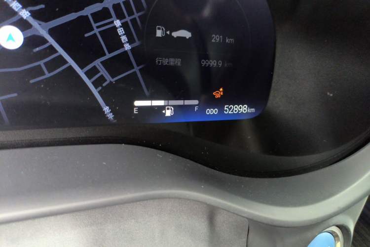 Used Toyota SIENNA 2021 2.5L Hybrid Platinum Edition Odometer Close Up