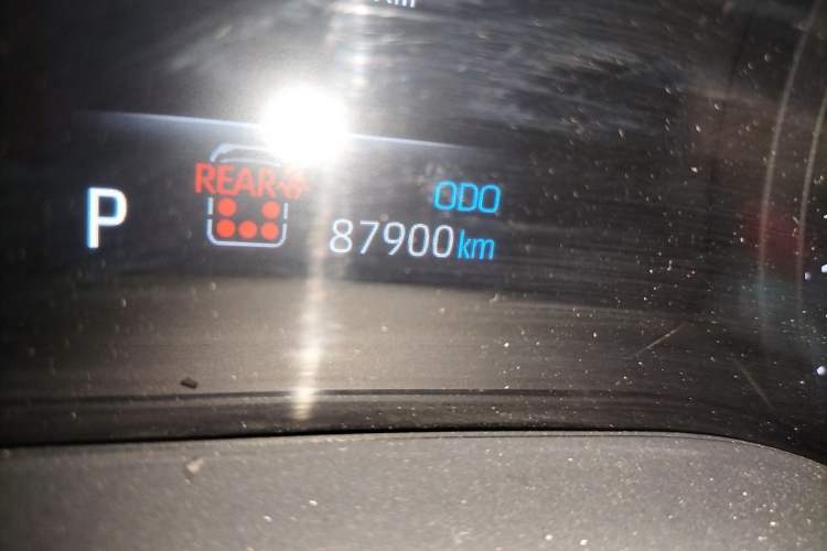 Used Toyota SIENNA 2021 2.5L Hybrid Comfort Edition Odometer Close Up