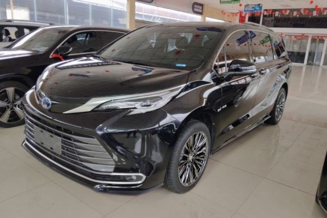 Used Toyota SIENNA 2021 2.5L Hybrid Premium Edition