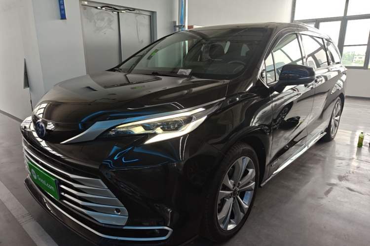 Used Toyota SIENNA 2021 2.5L Hybrid Platinum Edition Guazi used car, China used car export, Used car for sale, Used cars, Cheapest cars for sale