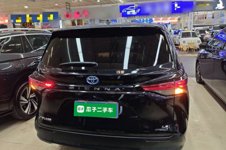 Used Toyota SIENNA 2021 2.5L Hybrid Comfort Edition Rear