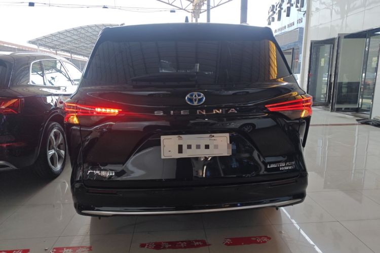 Used Toyota SIENNA 2021 2.5L Hybrid Ultimate Edition Rear