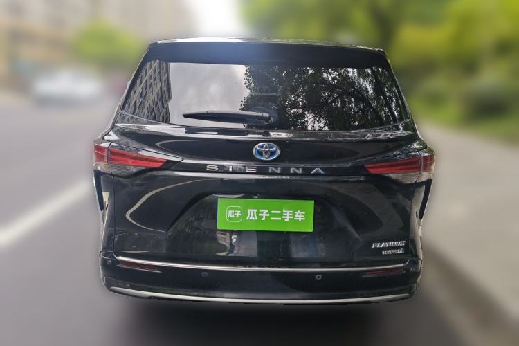 Used Toyota SIENNA 2021 2.5L Hybrid Platinum Edition Rear