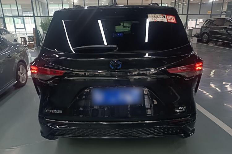 Used Toyota SIENNA 2021 2.5L Hybrid Luxury Edition Rear