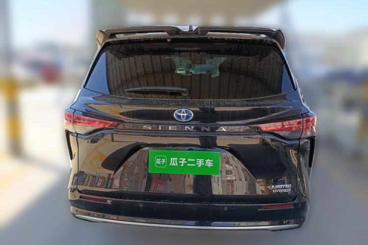 Used Toyota SIENNA 2021 2.5L Hybrid Premium Edition Rear