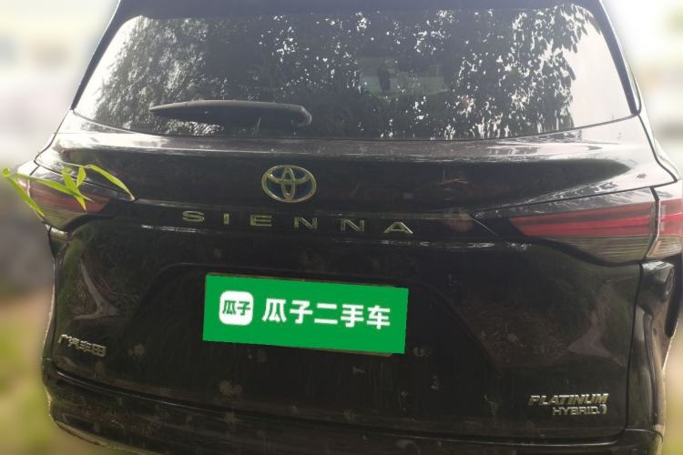 Used Toyota SIENNA 2021 2.5L Hybrid Platinum Edition Rear