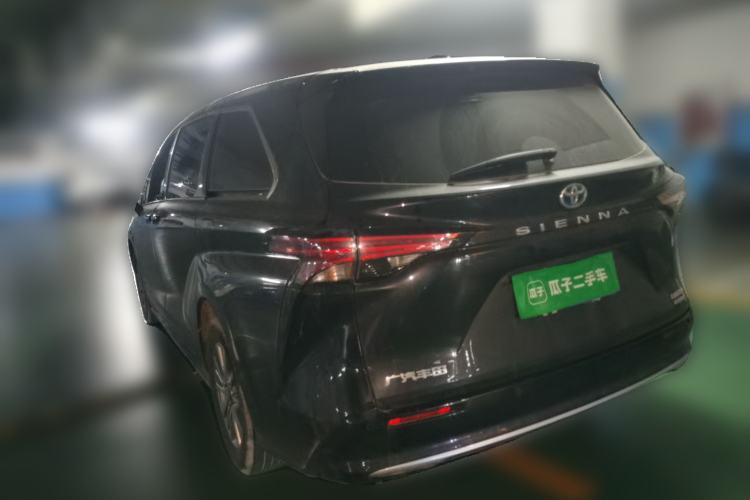 Used Toyota SIENNA 2021 2.5L Hybrid Premium Edition Rear Left 45 Deg