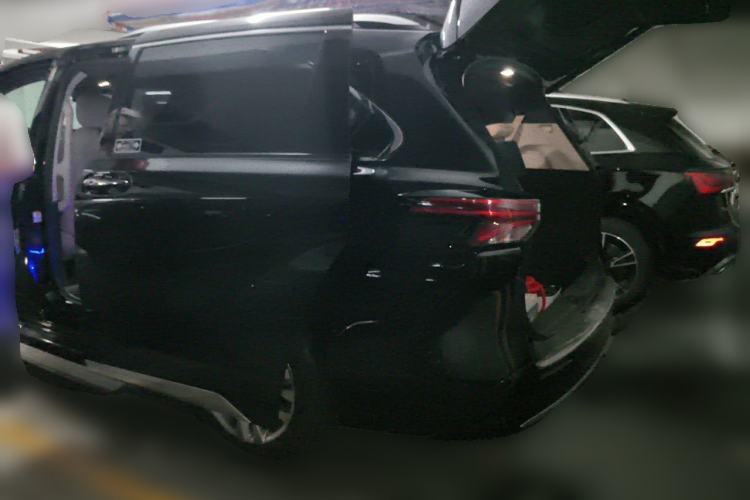 Used Toyota SIENNA 2021 2.5L Hybrid Ultimate Edition Rear Left 45 Deg