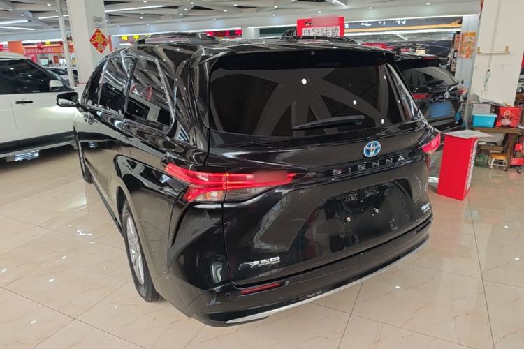 Used Toyota SIENNA 2021 2.5L Hybrid Premium Edition Rear Left 45 Deg